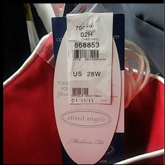 #330 Alfred Angelo - Size: 28W Style 7044 Red/Off White Satin Dress - Picture 4 of 5